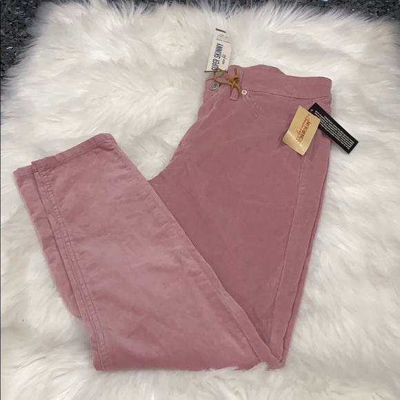 American Rag
Juniors' High-Rise Corduroy Skinny - Picture 8 of 9